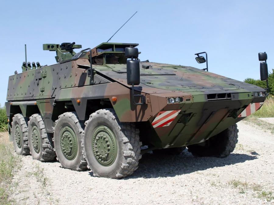  KMW Boxer 8x8 APC 2010 года  (фото 9 из 15)